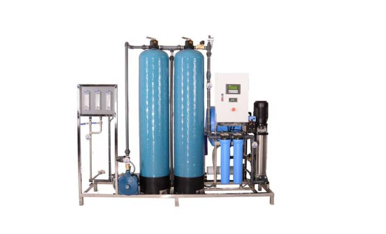 ساخت آب شیرین کن صنعتی ro