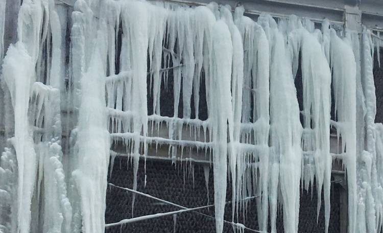 جلوگیری از یخ زدگی برج خنک کننده در زمستان