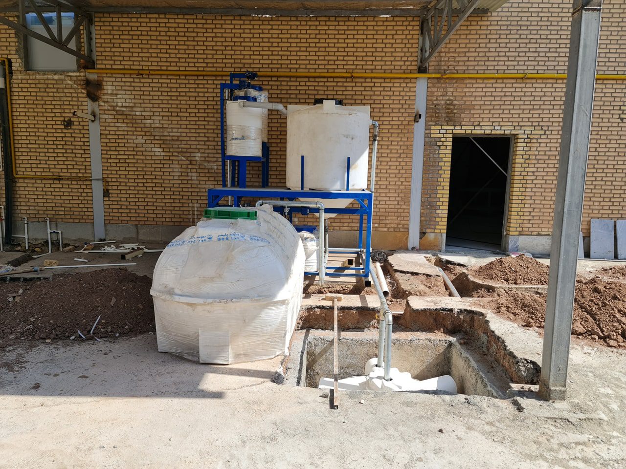 پروژه طراحی و ساخت تصفیه خانه فاضلاب صنعتی (آرایشی بهداشتی سینا)